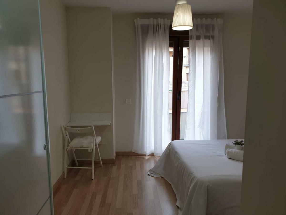 Apartamento Turistico Puente Romano P3 Bajo - B Salamanca Eksteriør billede
