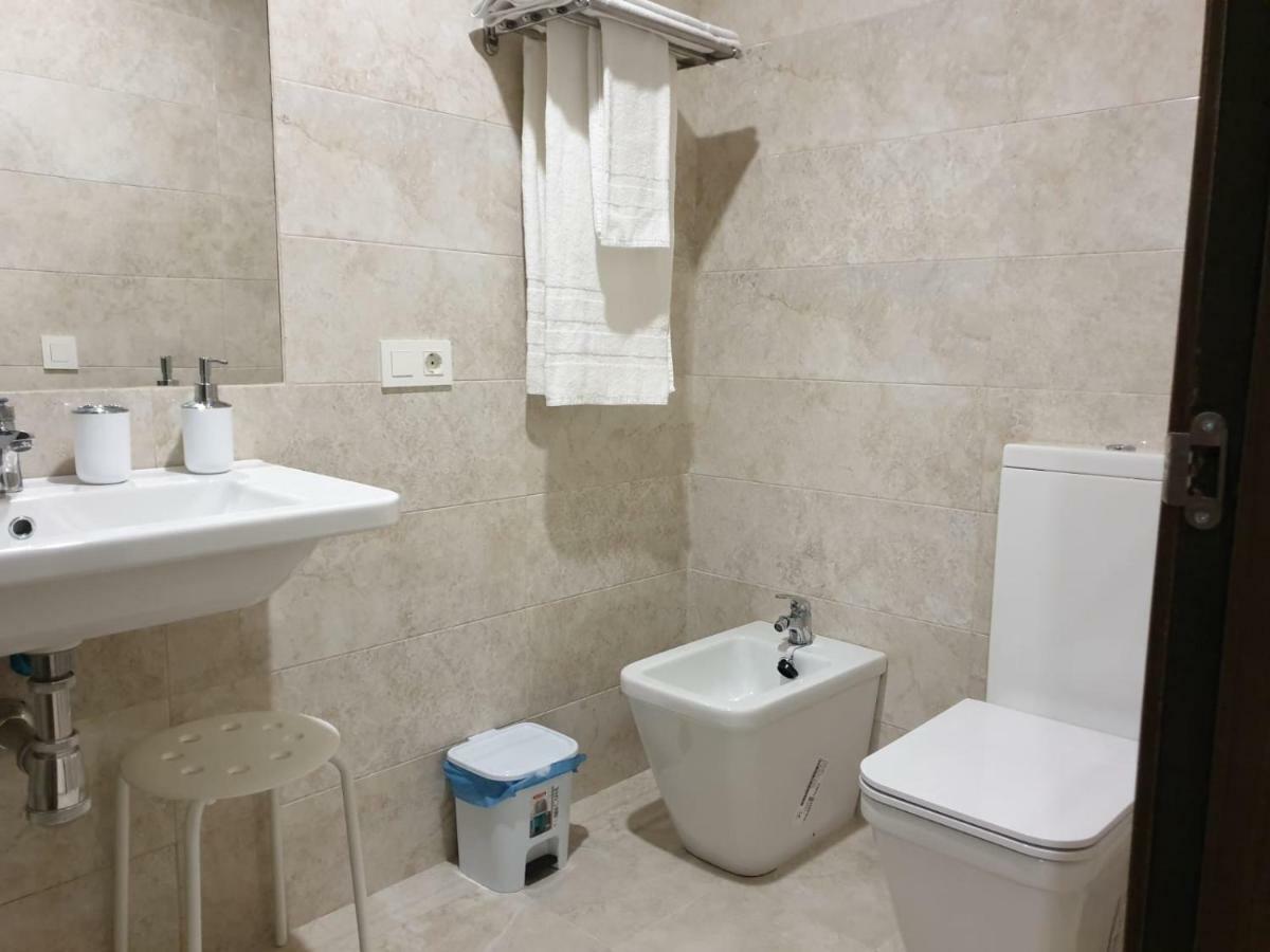 Apartamento Turistico Puente Romano P3 Bajo - B Salamanca Eksteriør billede