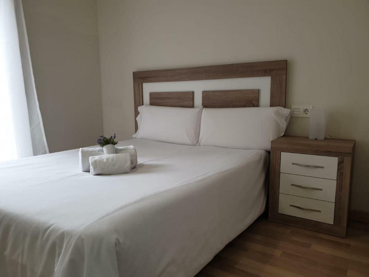Apartamento Turistico Puente Romano P3 Bajo - B Salamanca Eksteriør billede